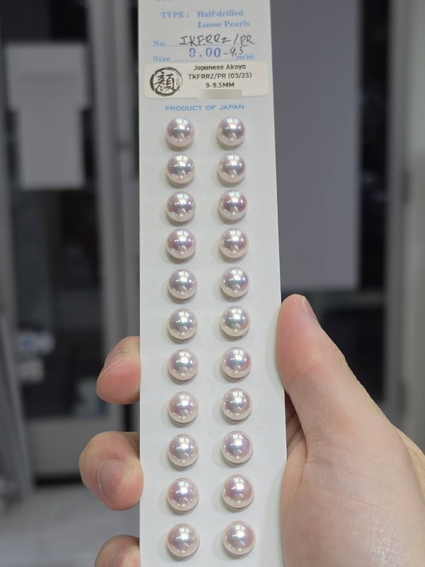 Japanese Akoya Loose Pearl Pair – 9-9.5mm