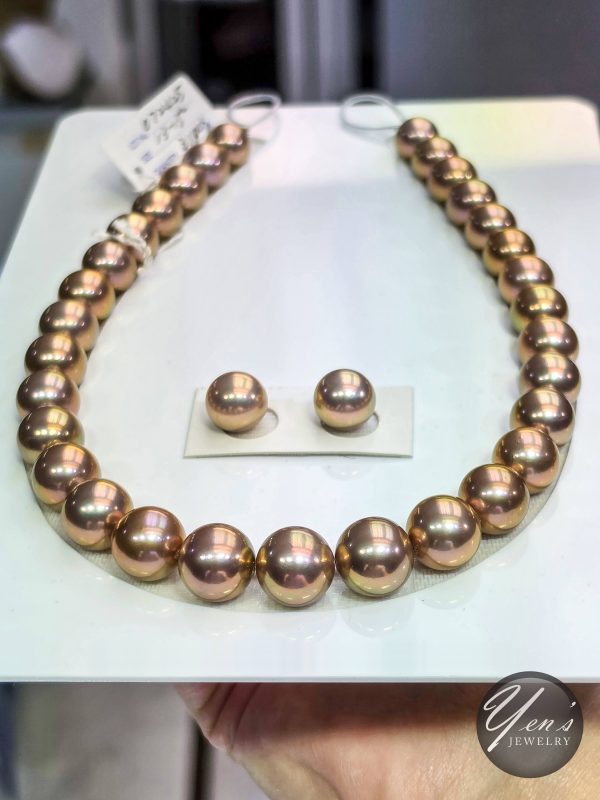 Natural Color Freshwater Edison Pearl Necklace – 13-15.2mm, 31pcs w/ Earrings