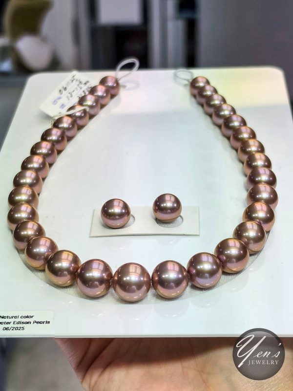 Natural Color Freshwater Edison Pearl Necklace – 13-15.6mm, 31pcs w/ Earrings
